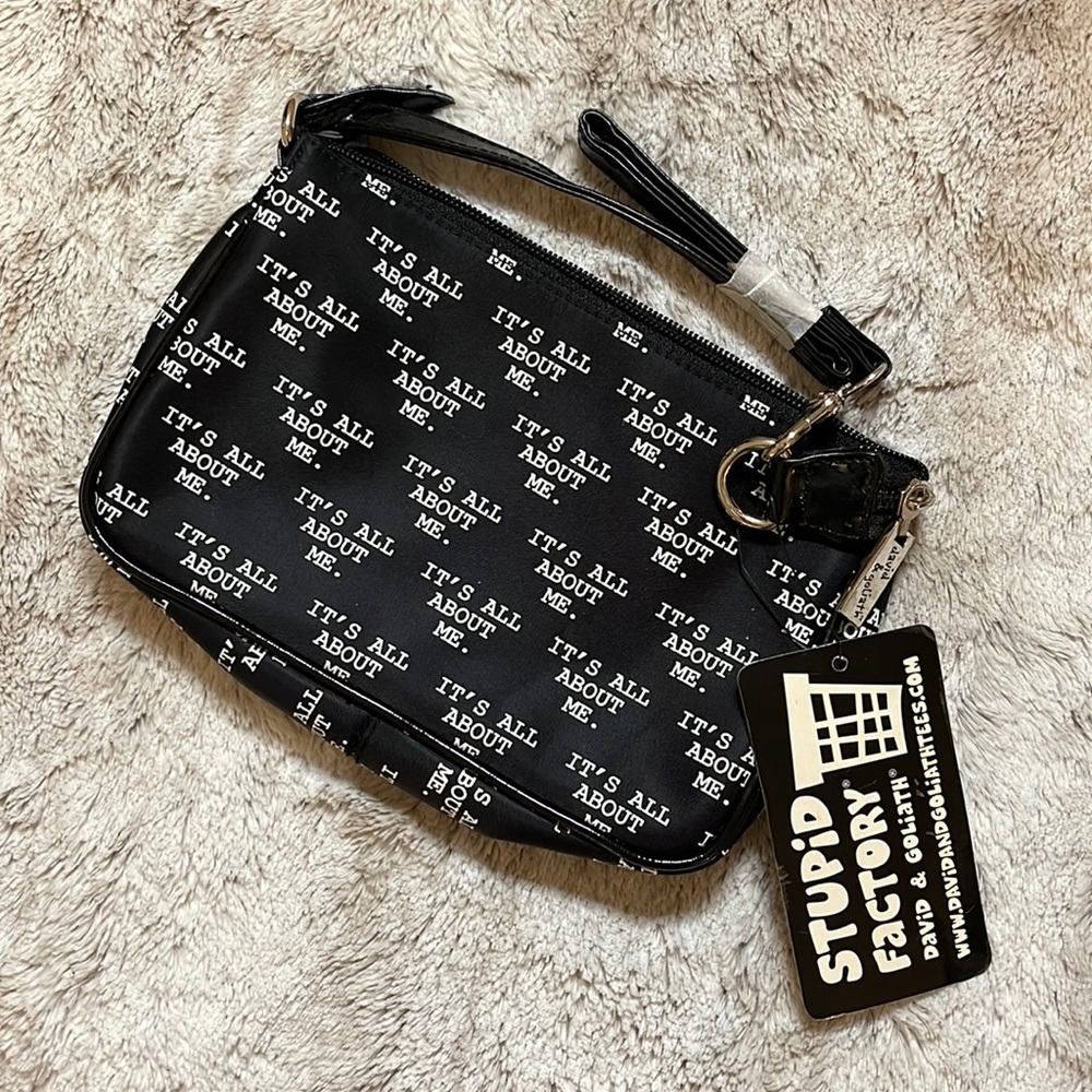 Stupid Factory David & Goliath Black White Its All About Me Mini Pochette Purse